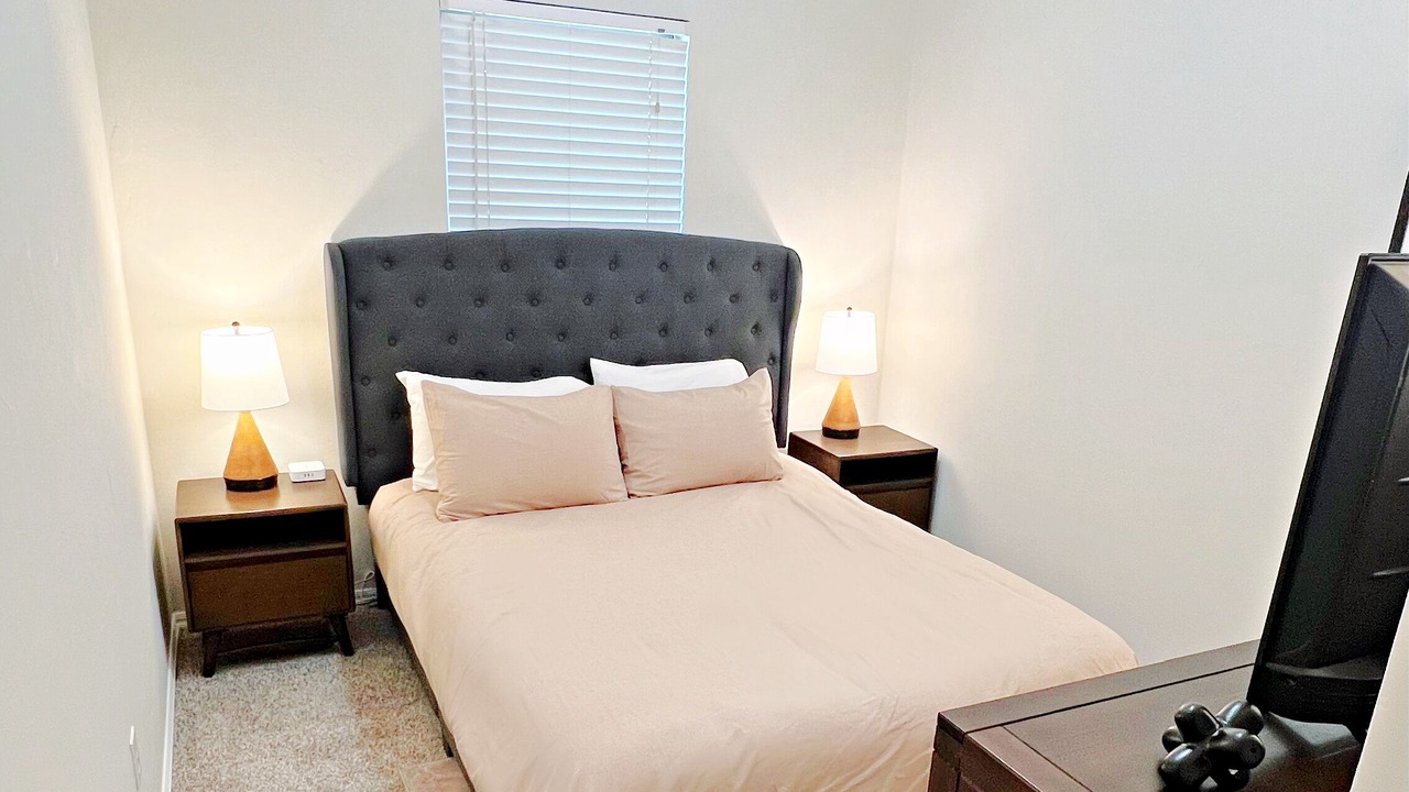 Photo of Bedroom in Yukon