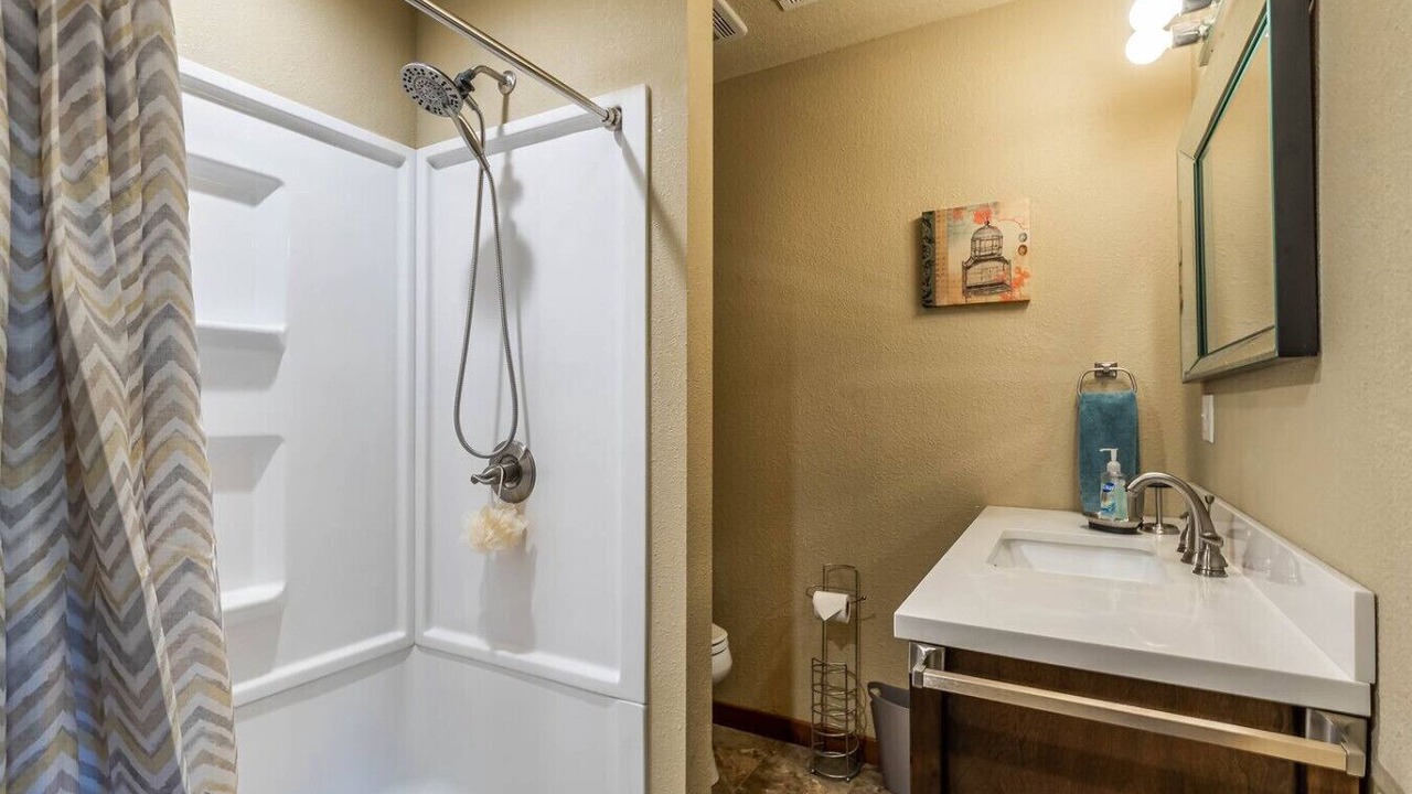Photo of Bathroom in Holiday Island