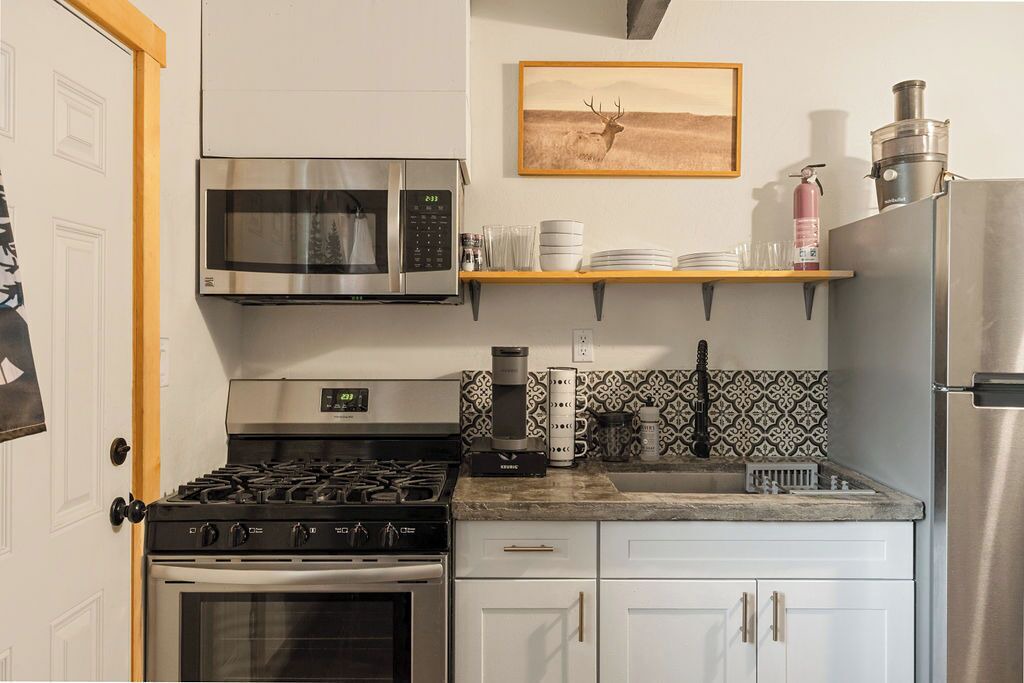 Photo of Kitchen in Big Bear City