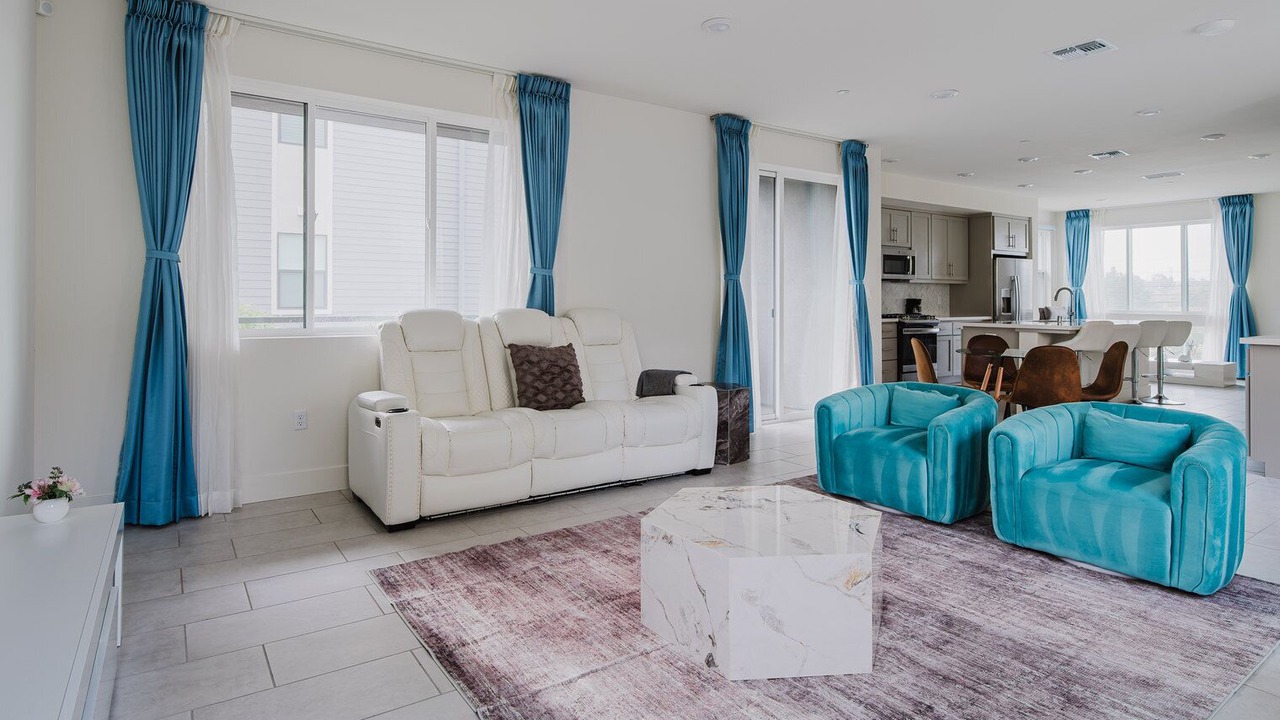 Photo of Livingroom in Fremont