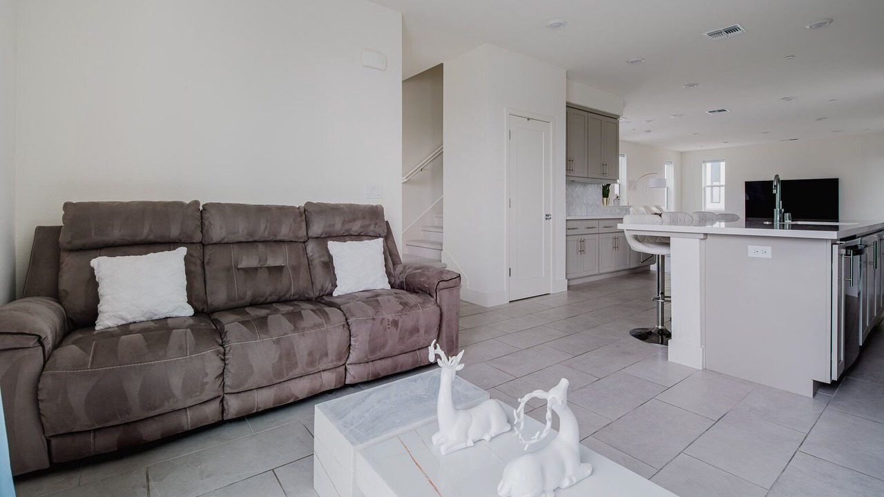 Photo of Livingroom in Fremont