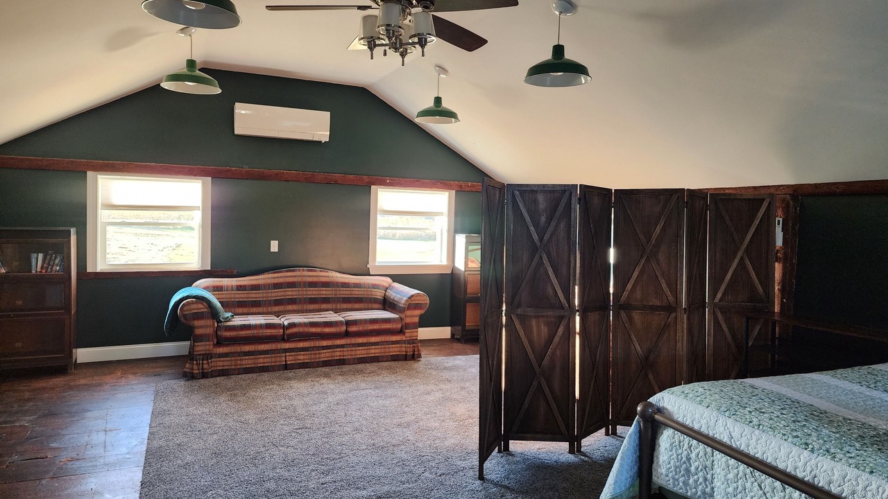Photo of Bedroom in Williamson
