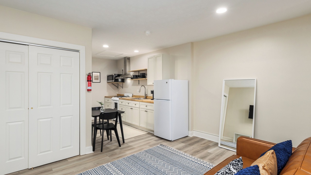 Photo of Others in Merion Village