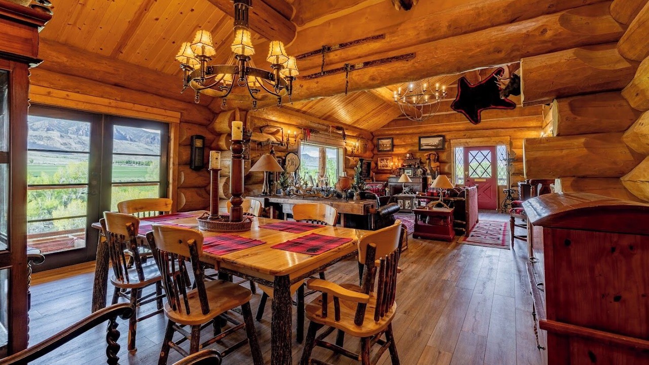 Photo of Others in Wapiti