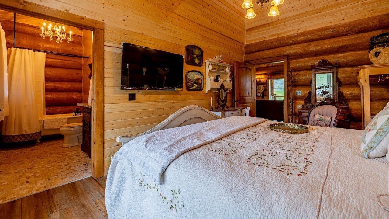 Photo of Bathroom in Wapiti