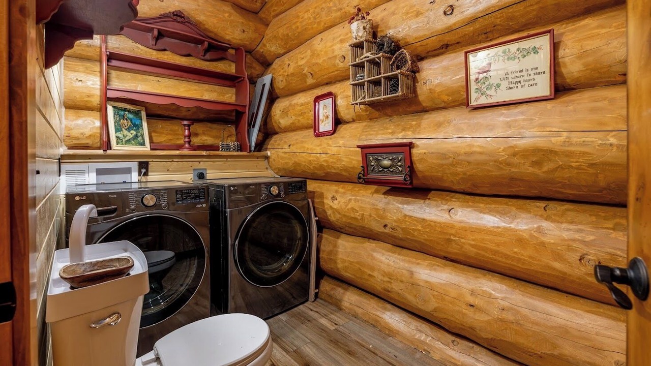 Photo of Others in Wapiti