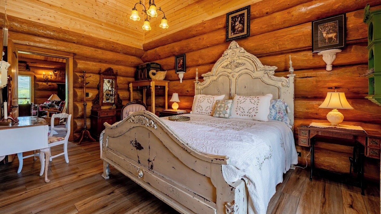 Photo of Others in Wapiti