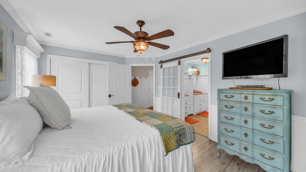 Photo of Bedroom in Ono Island