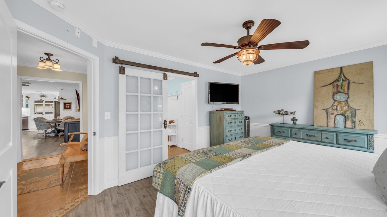 Photo of Bedroom in Ono Island