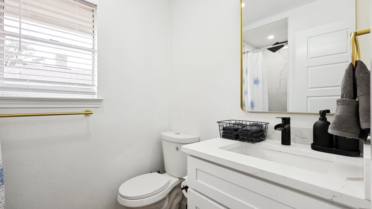 Photo of Bathroom in DeSoto