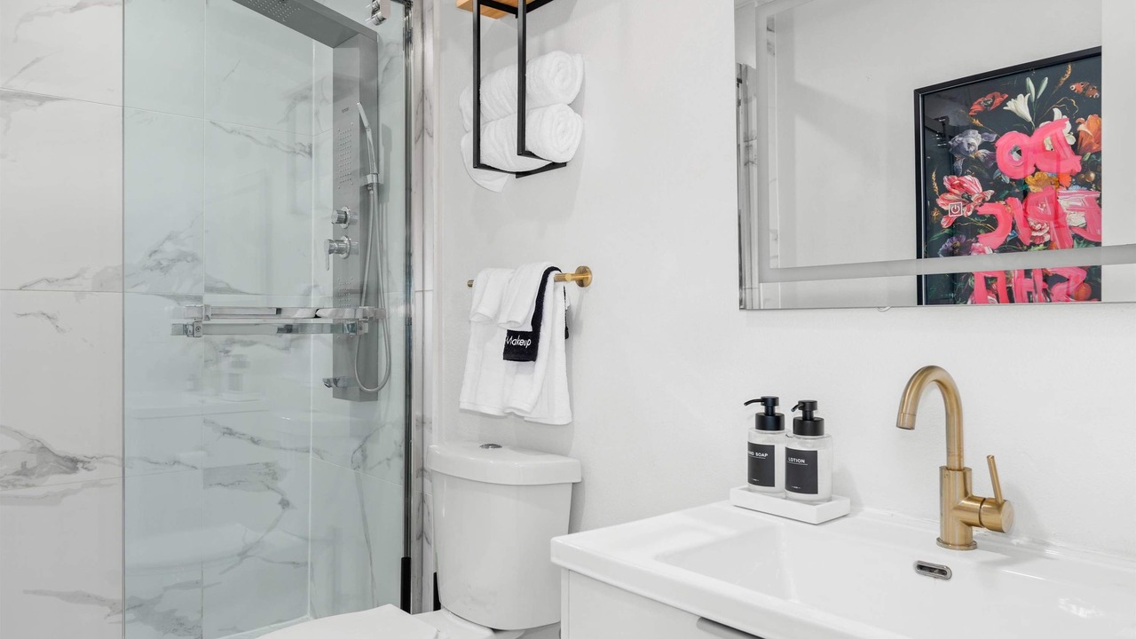 Photo of Bathroom in Old East Dallas