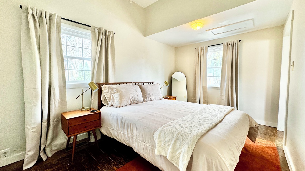 Photo of Bedroom in Upland