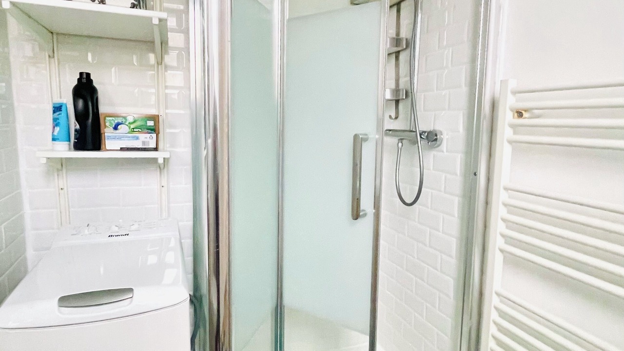 Photo of Bathroom in 13th Arrondissement