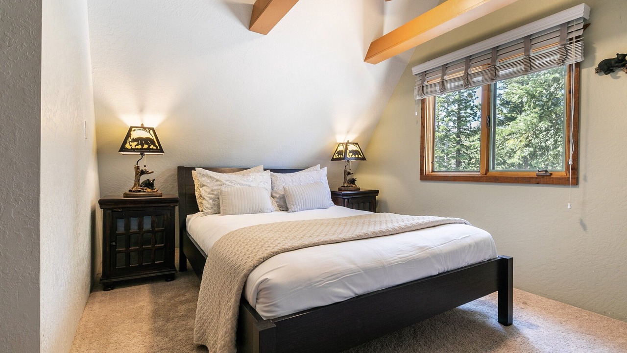 Photo of Bedroom in Carnelian Woods