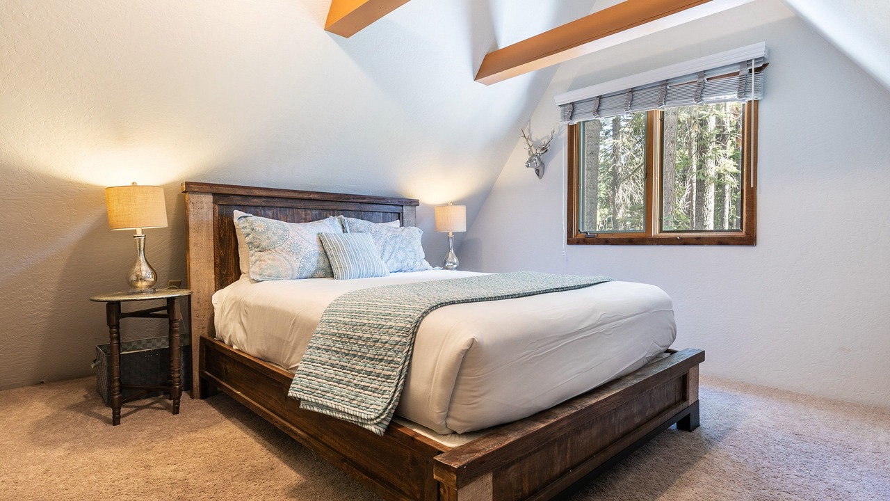 Photo of Bedroom in Carnelian Woods