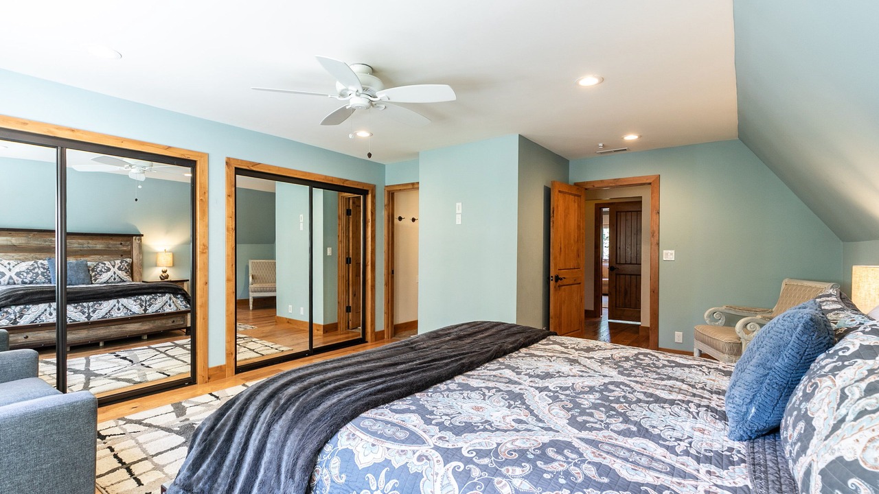 Photo of Bedroom in Carnelian Woods