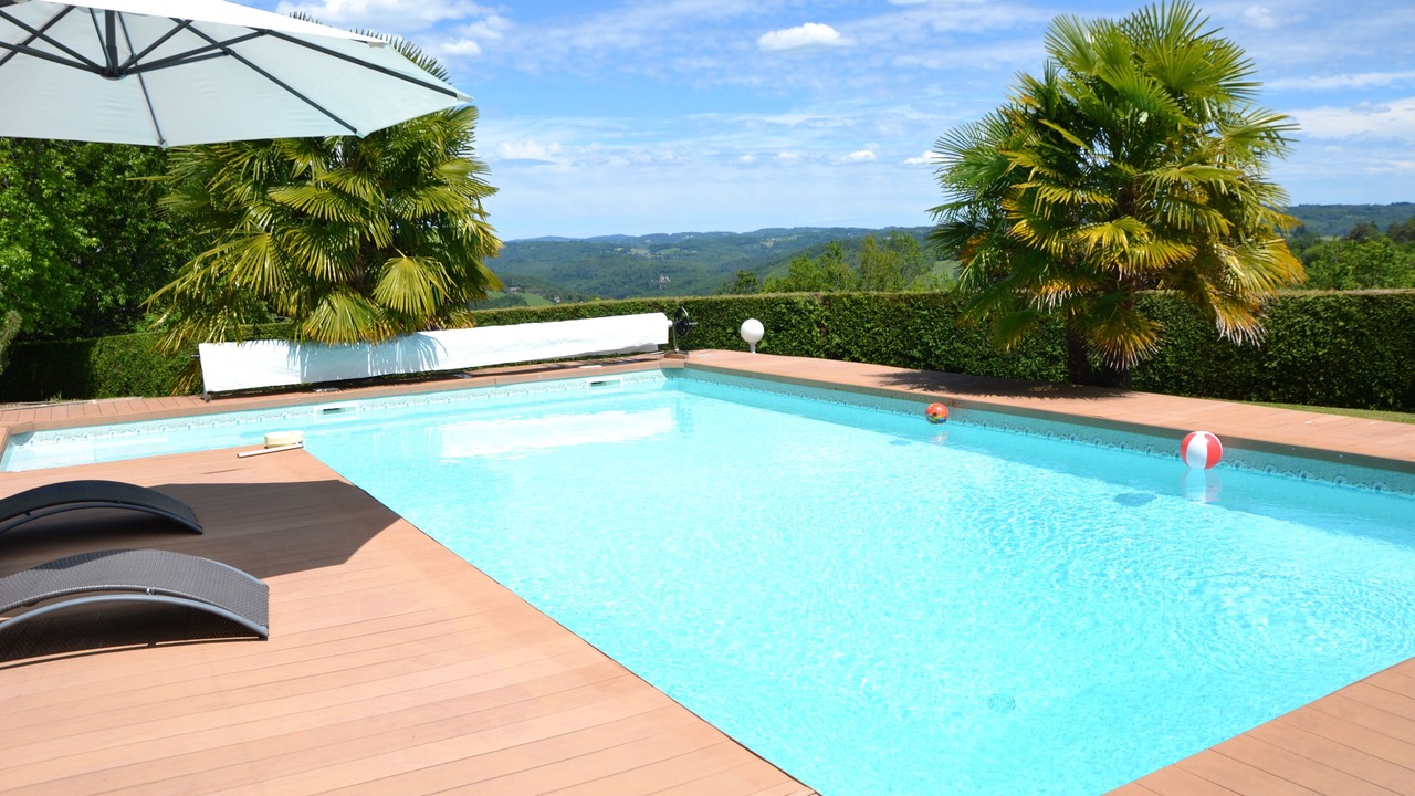 Photo of Outdoor in Naves