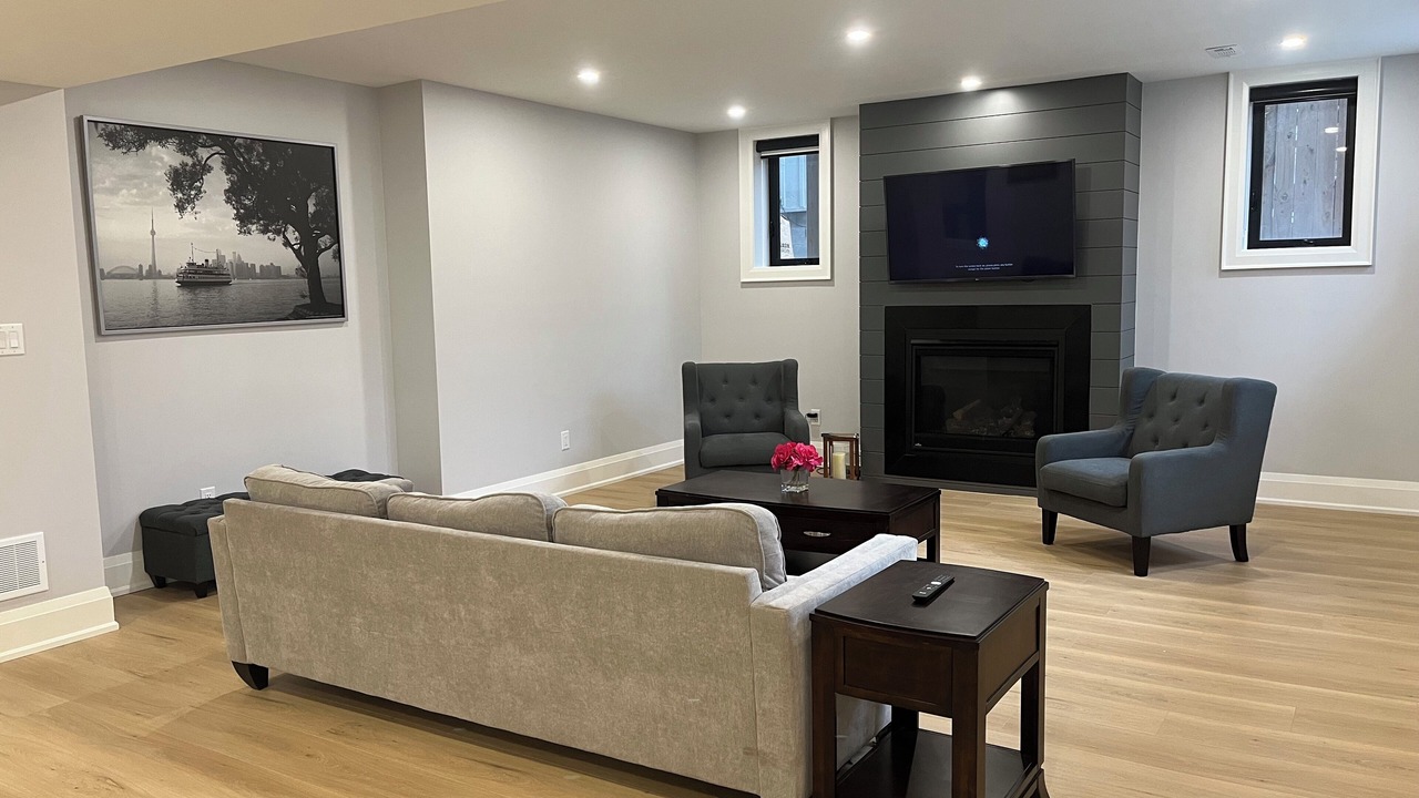 Photo of Livingroom in Pickering