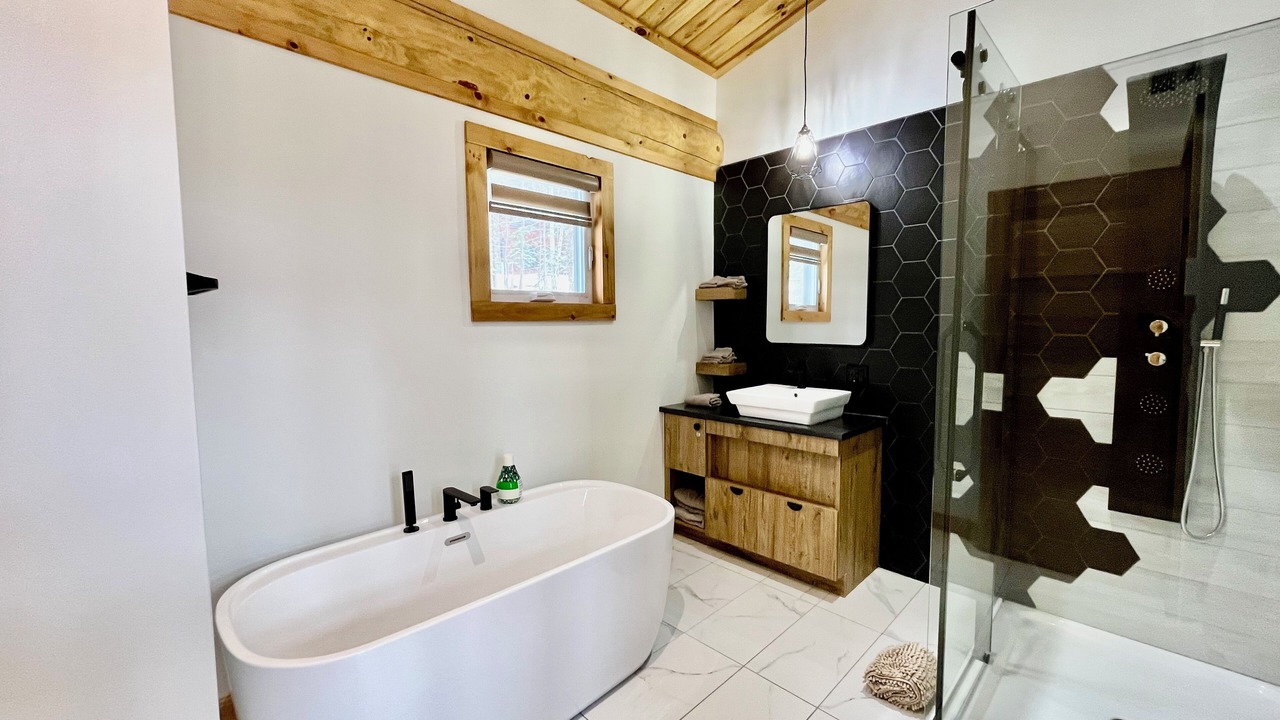 Photo of Bathroom in Saint-Philemon