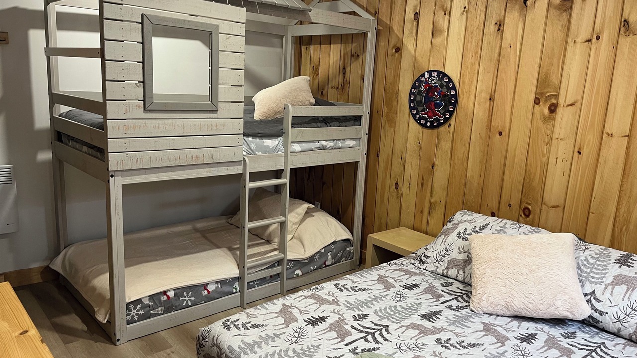 Photo of Bedroom in Saint-Philemon