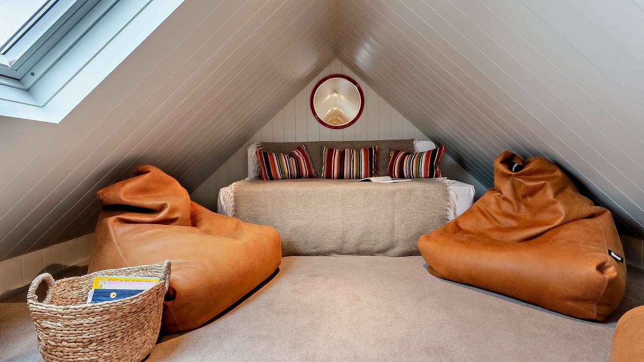 Photo of Others in Hunspow