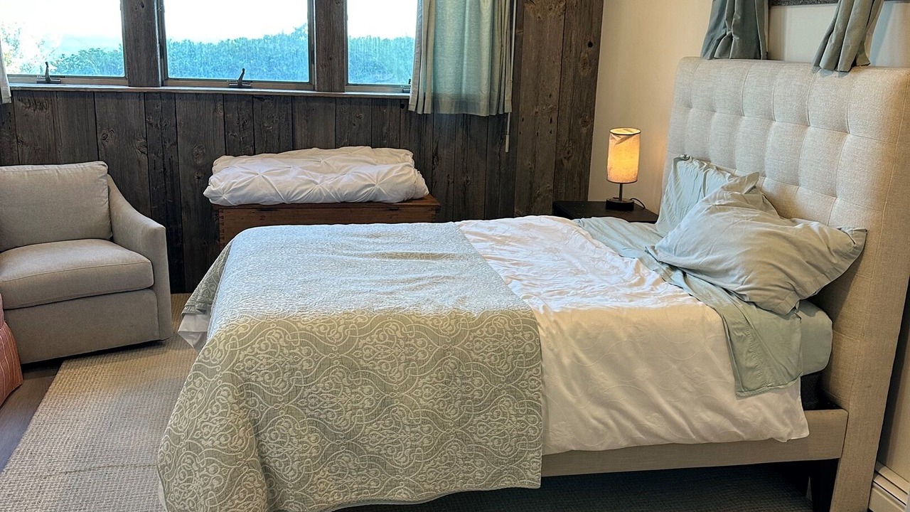 Photo of Bedroom in South Wellfleet