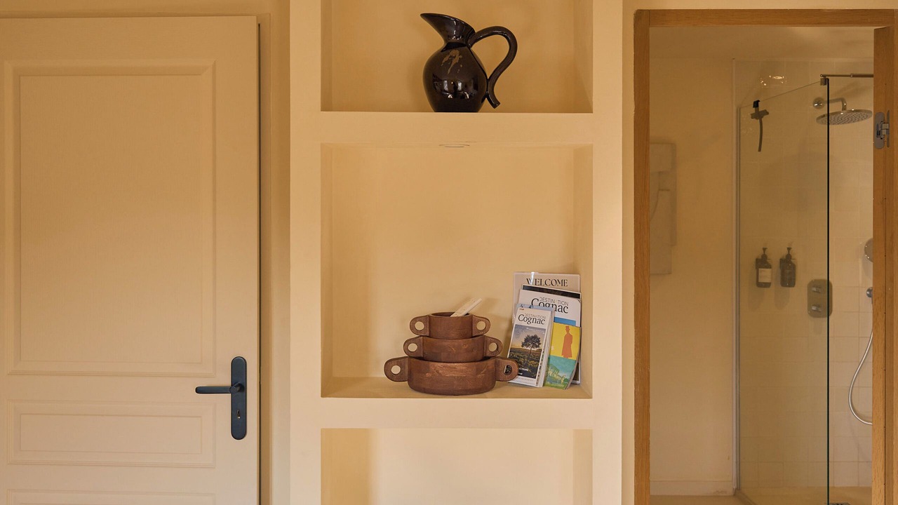 Photo of Others in Cognac