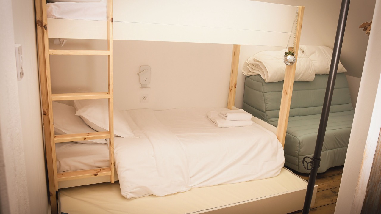 Photo of Bedroom in Saint-Pourcain-sur-Sioule