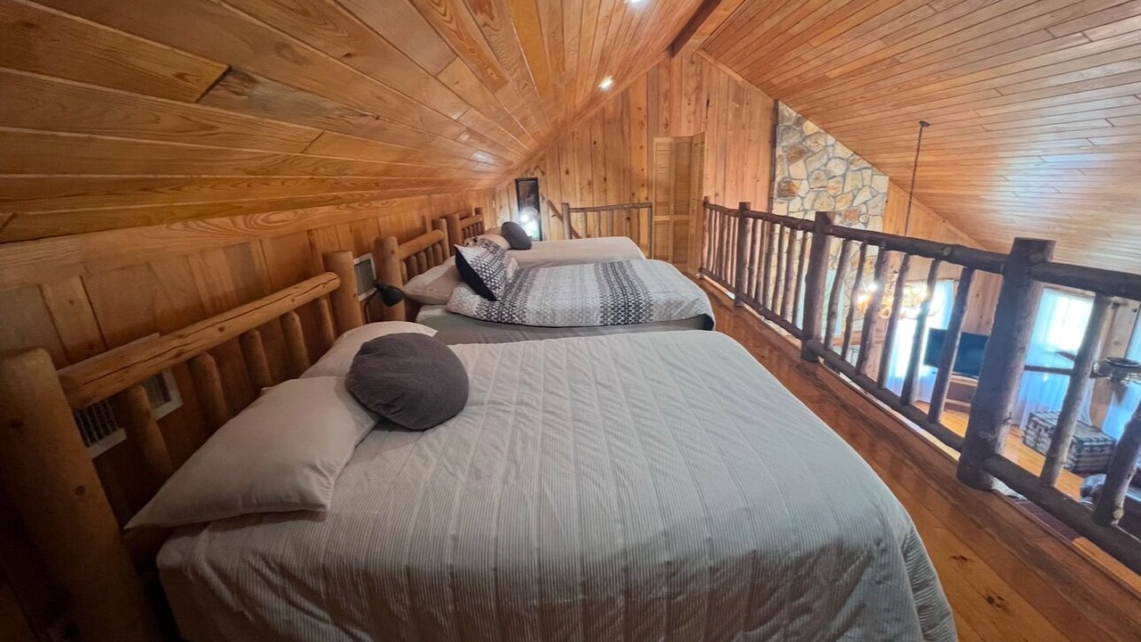 Photo of Bedroom in Cut Off