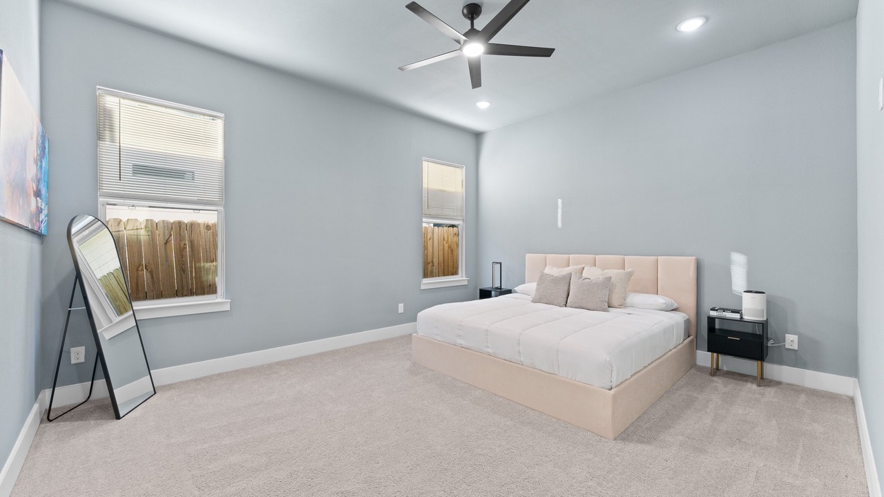 Photo of Bedroom in Cedar Crest