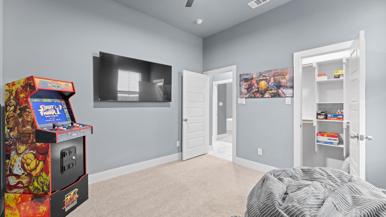 Photo of Bedroom in Cedar Crest