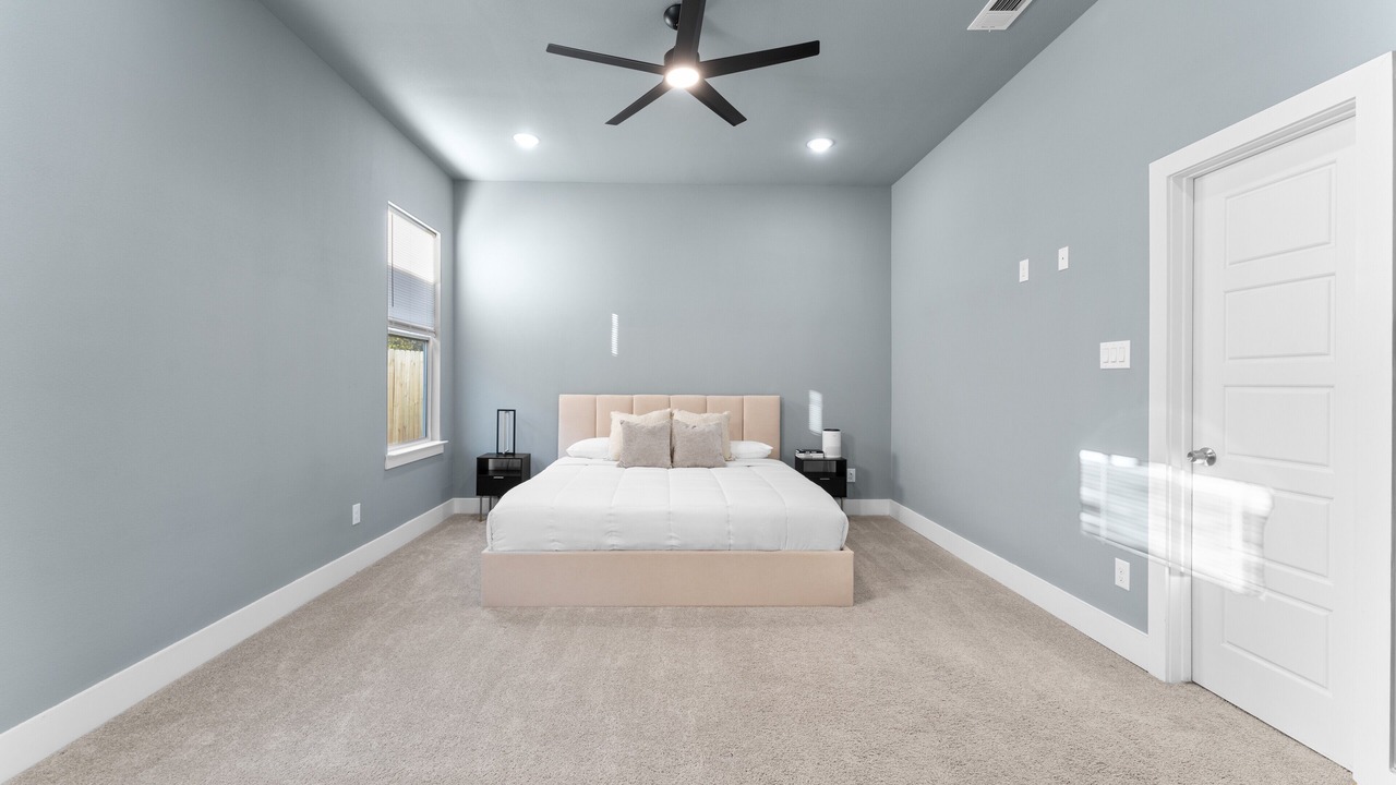 Photo of Bedroom in Cedar Crest
