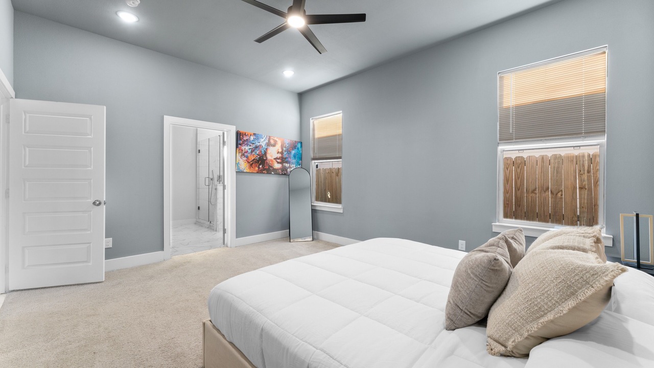 Photo of Bedroom in Cedar Crest
