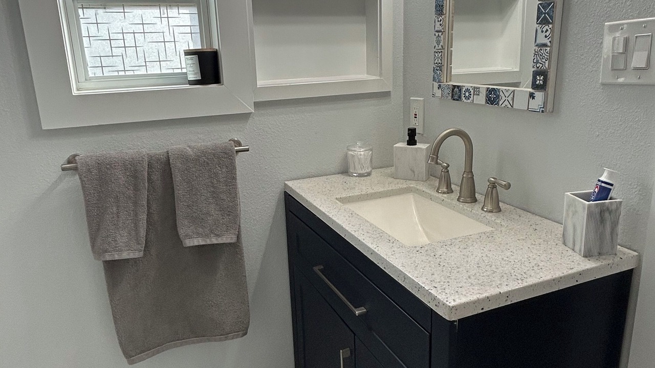 Photo of Bathroom in Ore City