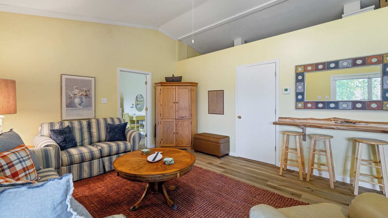 Photo of Livingroom in Acme