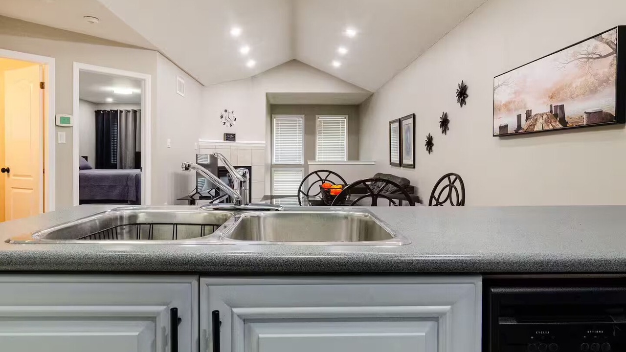 Photo of Bedroom in Durham Region
