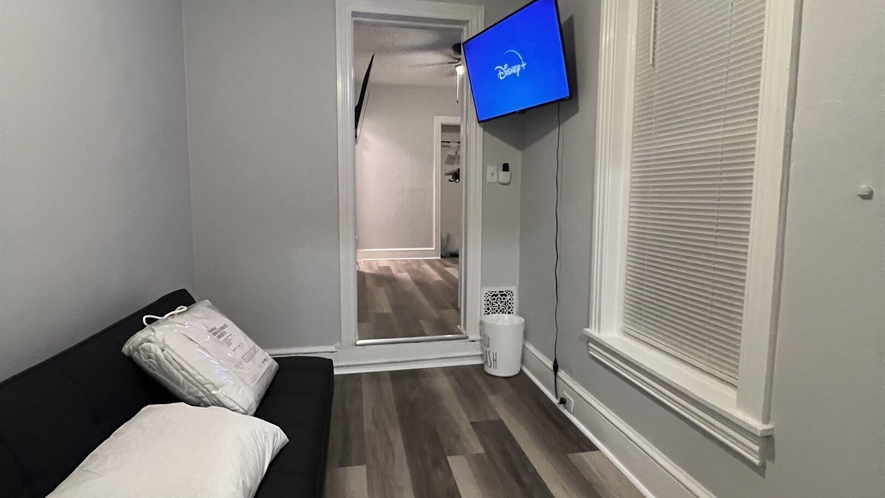 Photo of Livingroom in Reading