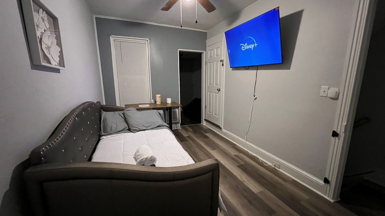 Photo of Bedroom in Reading
