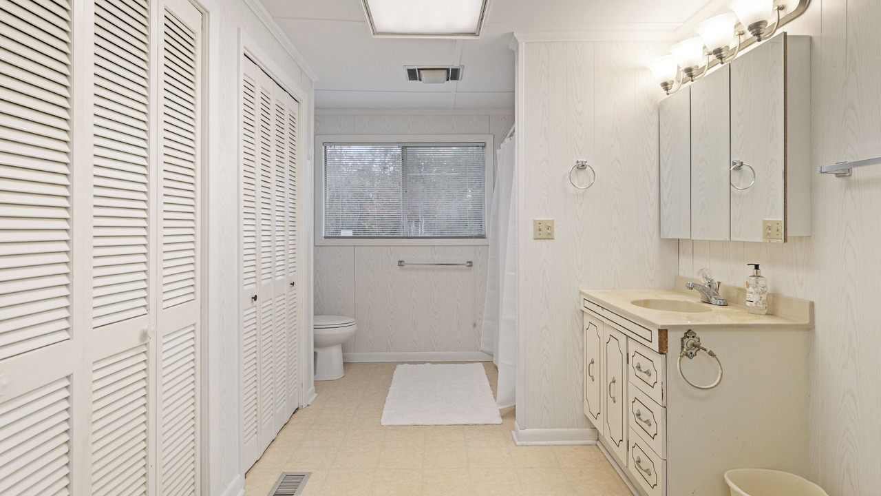 Photo of Bathroom in Monterey