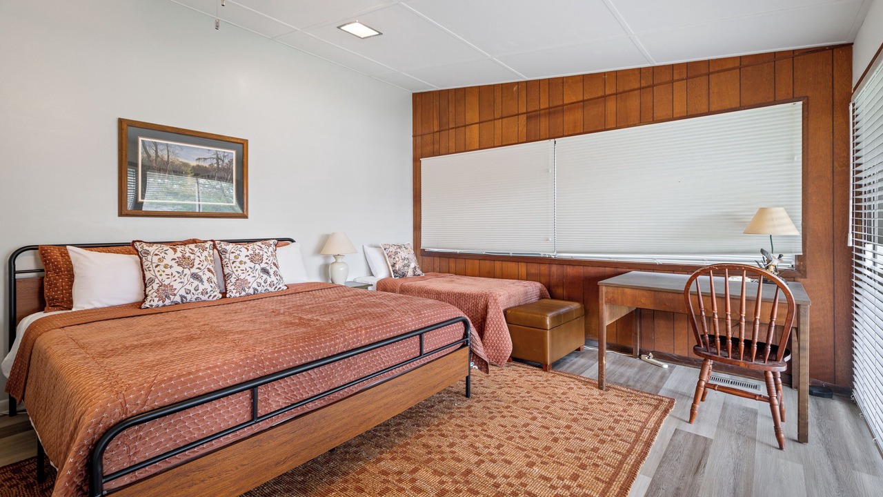 Photo of Bedroom in Monterey