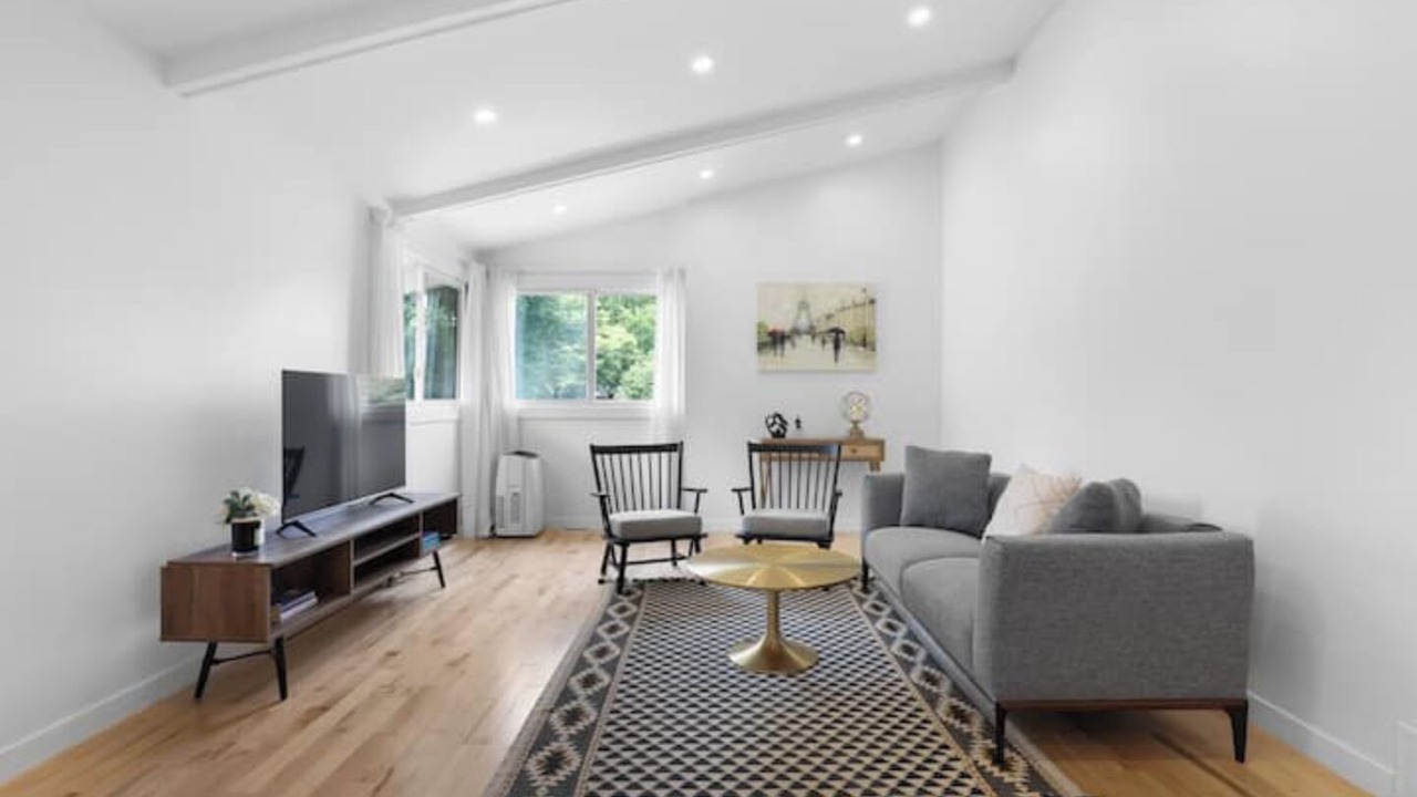 Photo of Livingroom in Brossard