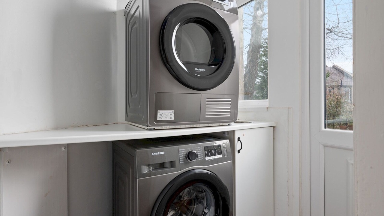 Photo of Others in Bonnington