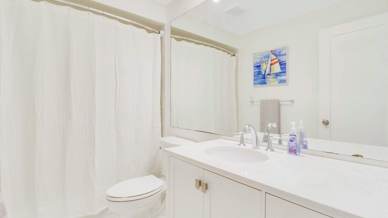 Photo of Bathroom in Hunt Club