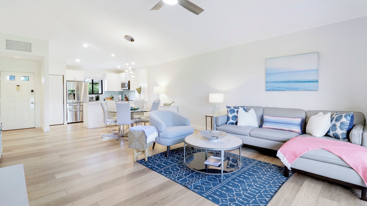 Photo of Livingroom in Hunt Club