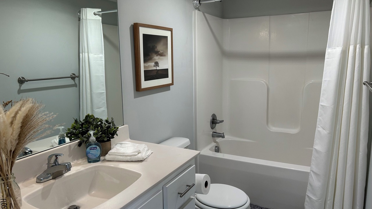 Photo of Bathroom in Grandview