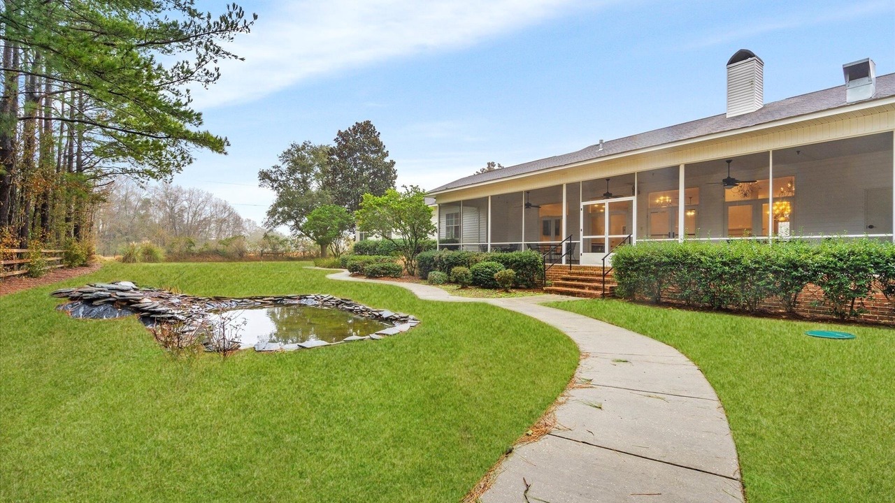 Photo of Outdoor in Grand Bay