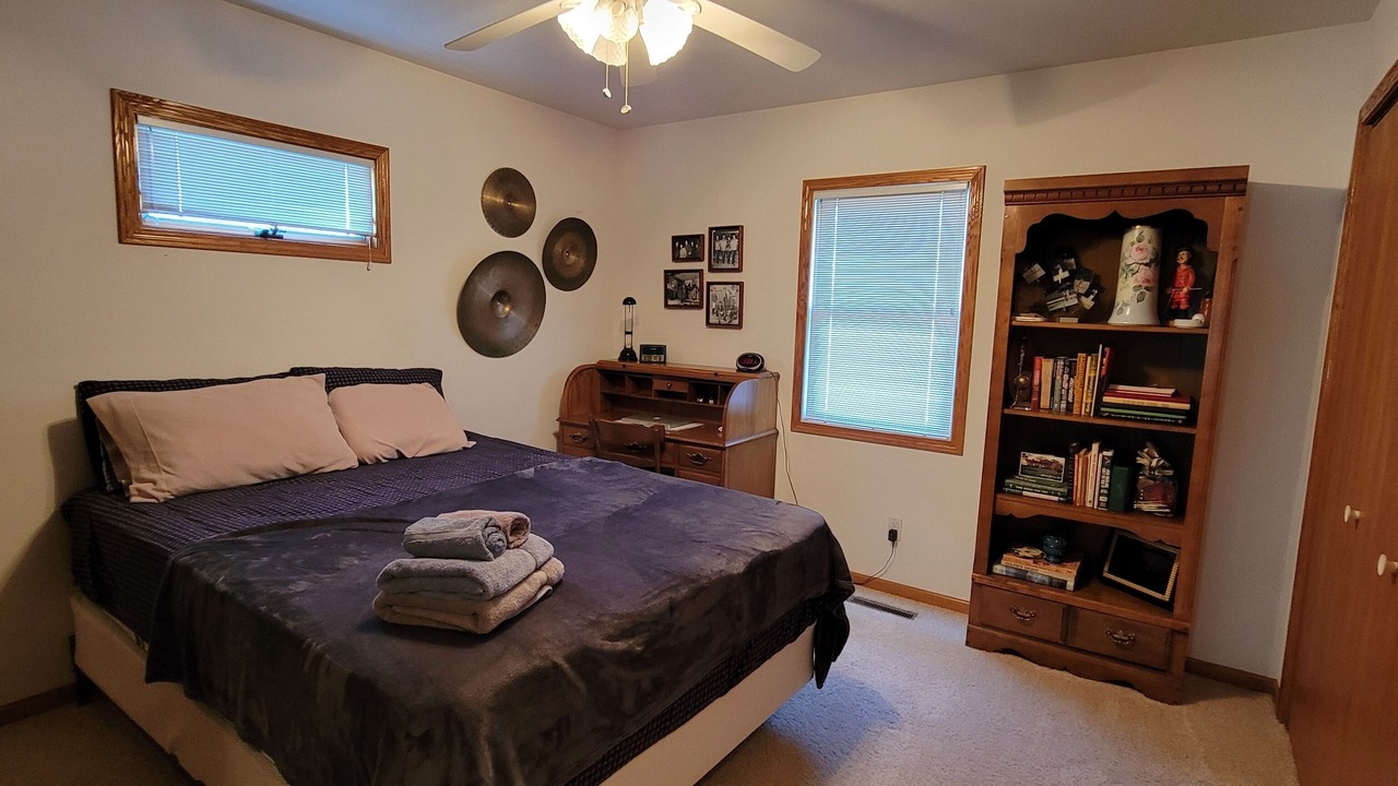 Photo of Bedroom in Clinton