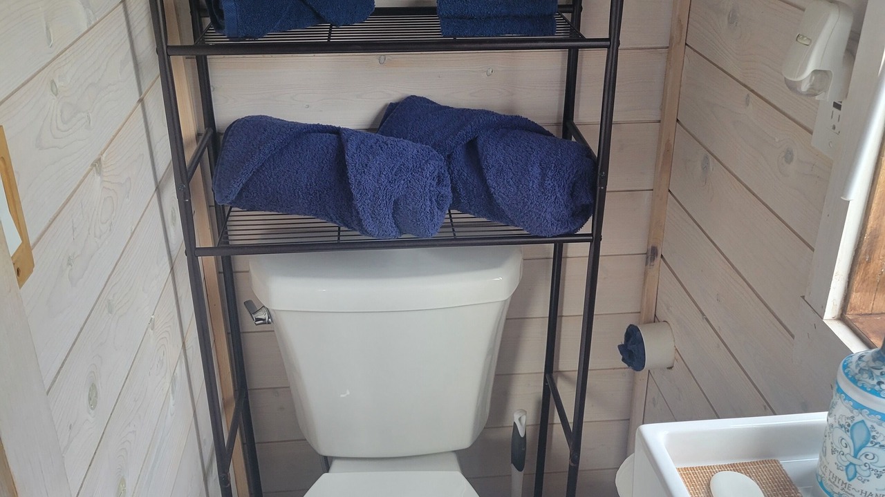 Photo of Bathroom in Silverton