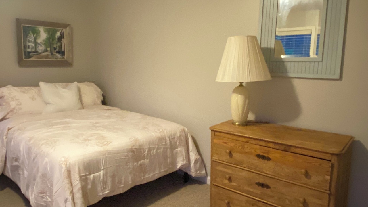 Photo of Bedroom in West of Town