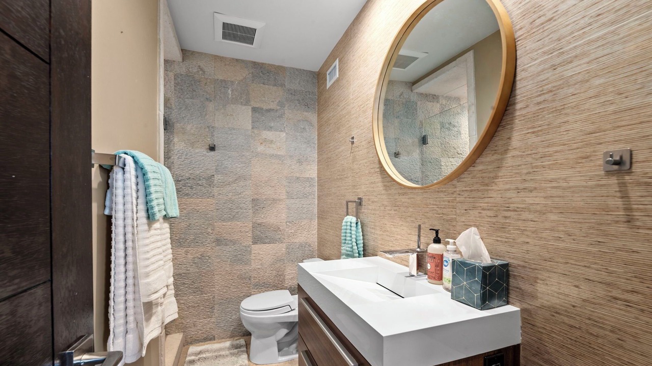 Photo of Bathroom in El Porto